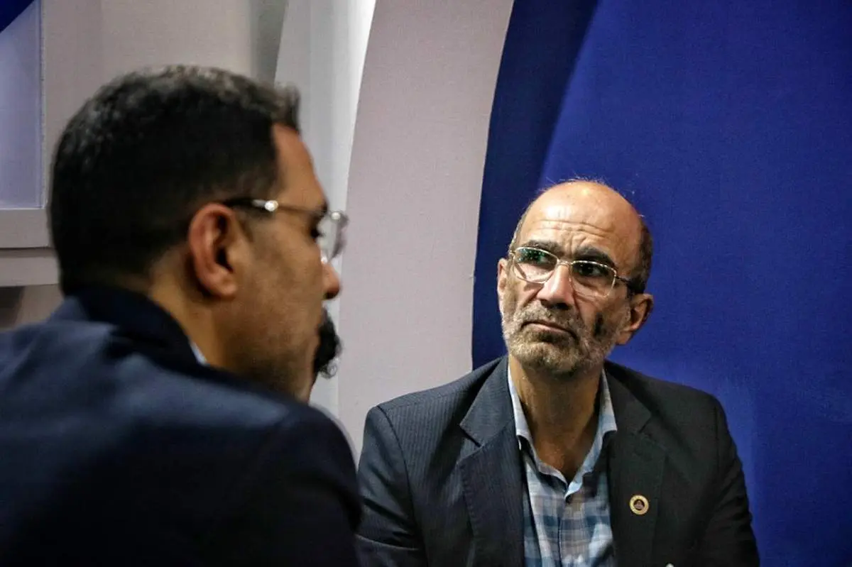 با نوآوری و همفکری بر تحریم‌ها پیروز می‌شویم