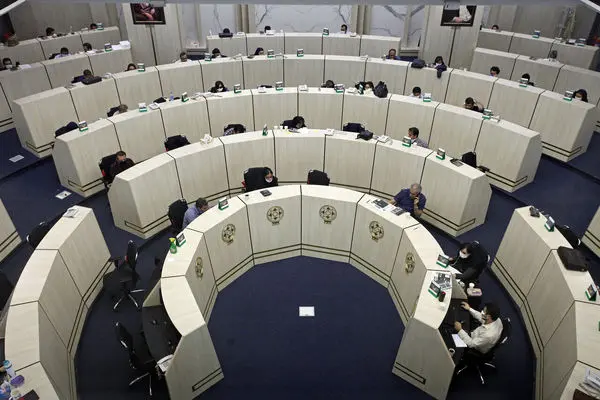 بورس در نخستین روز کاری آبان عقب‌نشینی کرد / افت ۱۹ هزار واحدی شاخص کل