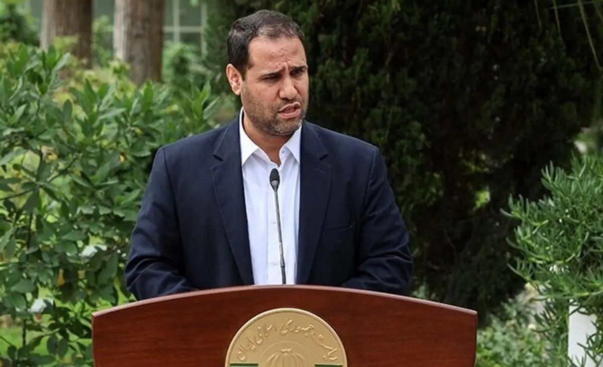 مرادصحرایی: هیچ جای دنیا مدارسشان را با آلودگی تعطیل نمیکنند