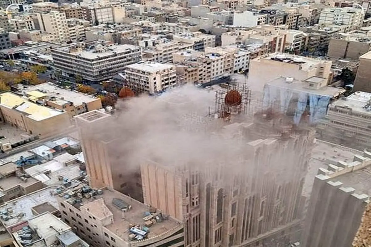 انبار رنگ خیابان سمیه آتش گرفت