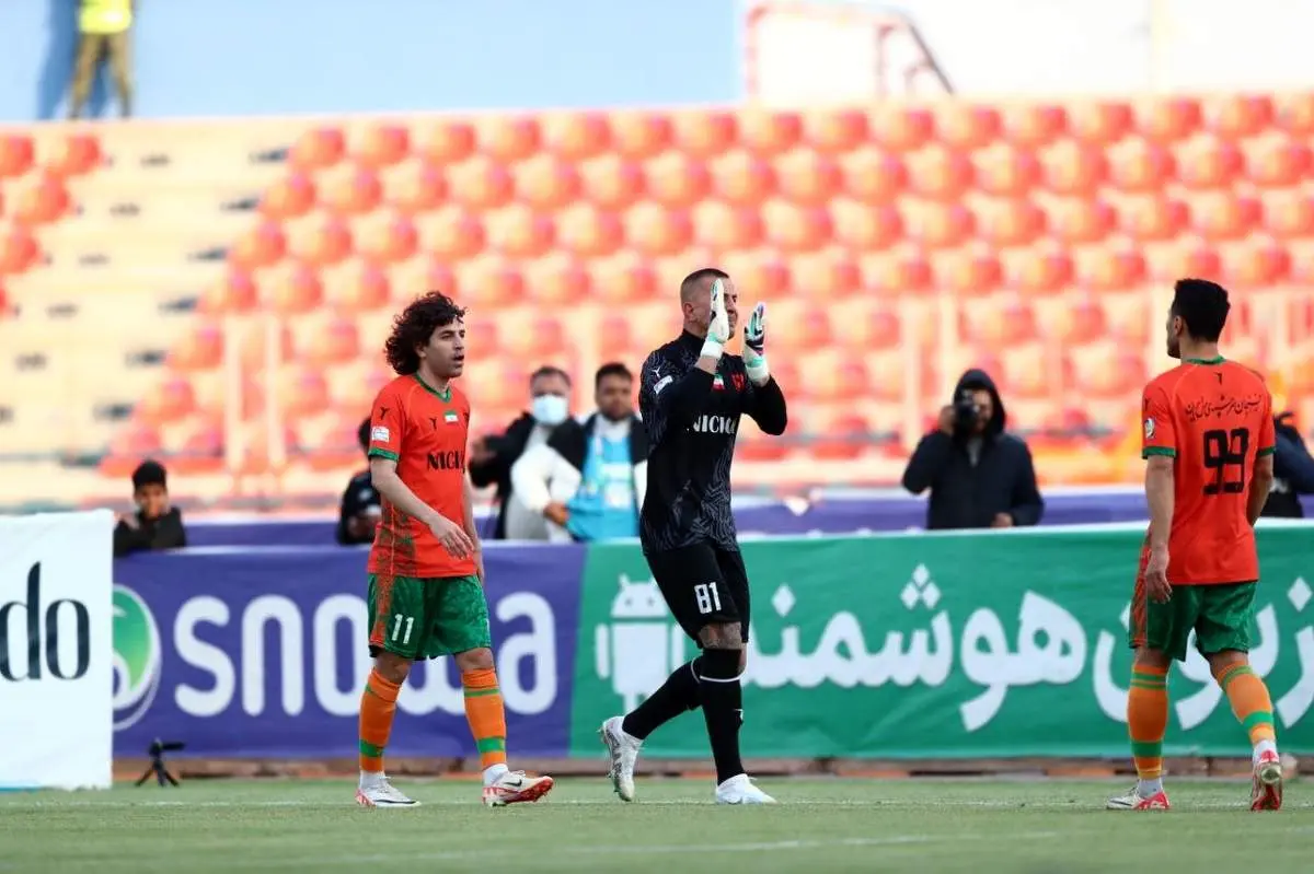 بازیکن «نخواستنی» حکم حذف استقلال را امضا کرد