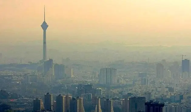 تهران در غبار