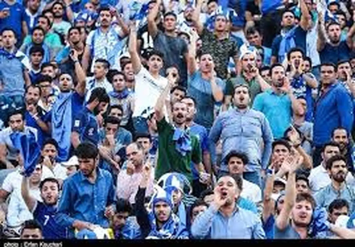 شعار حیا کن،رها کن استقلالی ها خطاب به چه کسی بود؟